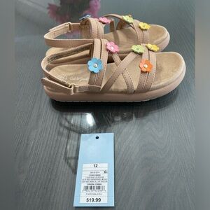 NWOT girls sandals